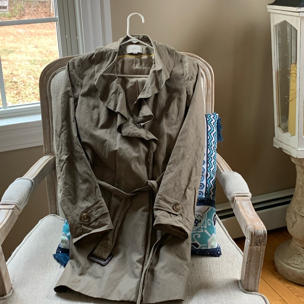Spring coat like new!!!